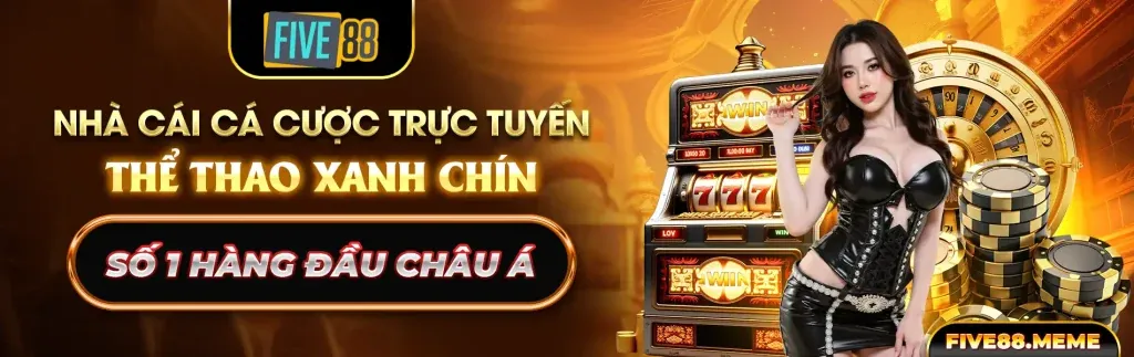 Nền tảng cá cược an toàn với biểu tượng bảo mật và hình ảnh đá gà trực tiếp Thomo